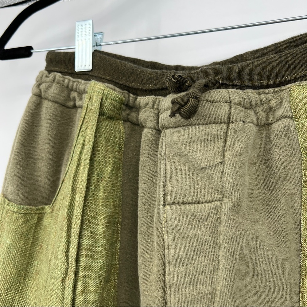 Lightspun Pull-On Balloon Pants in Colorblock army green olive - Picture 3 of 12